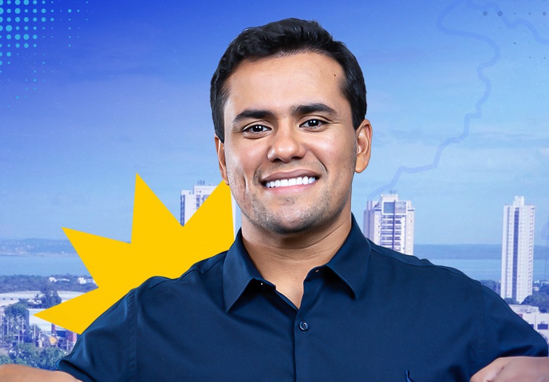 Lucas Campelo, com Palmas ao fundo